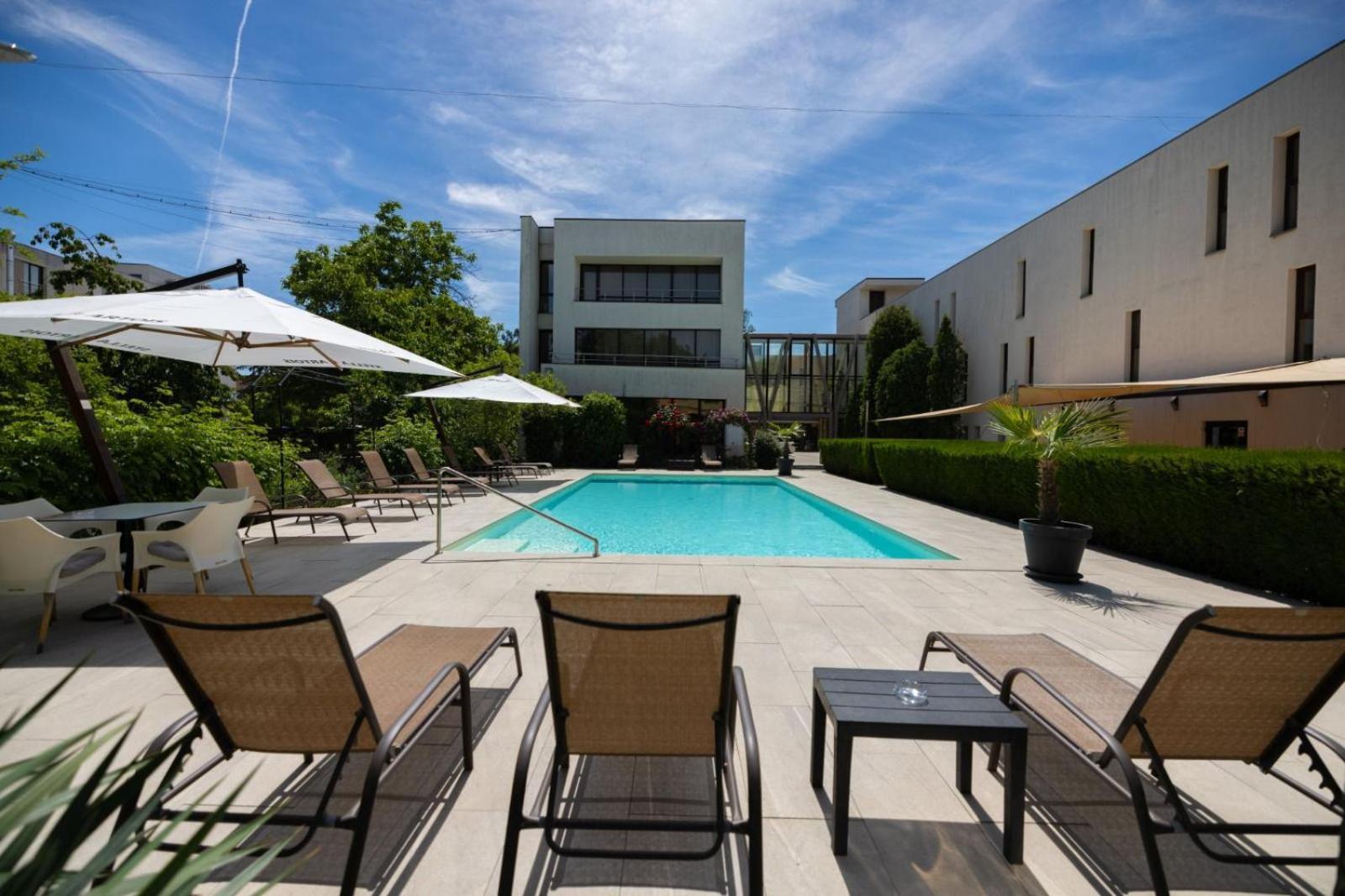 Hotel Perla Corp B ทิมิชัวรา ภายนอก รูปภาพ